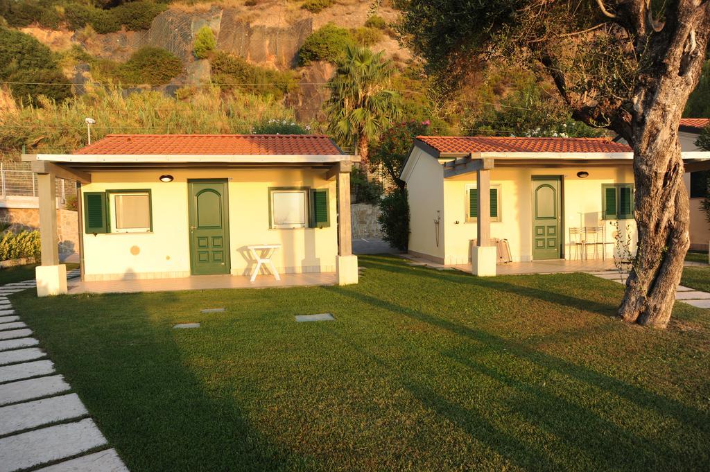 Residence Baia La Ruota Bordighera Pokoj fotografie